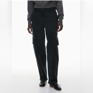 Aritzia Wilfred Free Maeve Black Cargo Pant Size 2